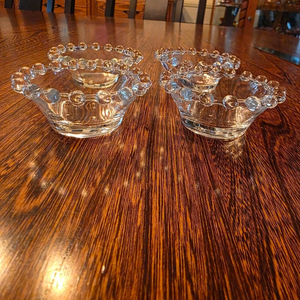 Vintage Clear Booped Glass Small Bowls Salt Cellars Beaded Rim Candlewick Style